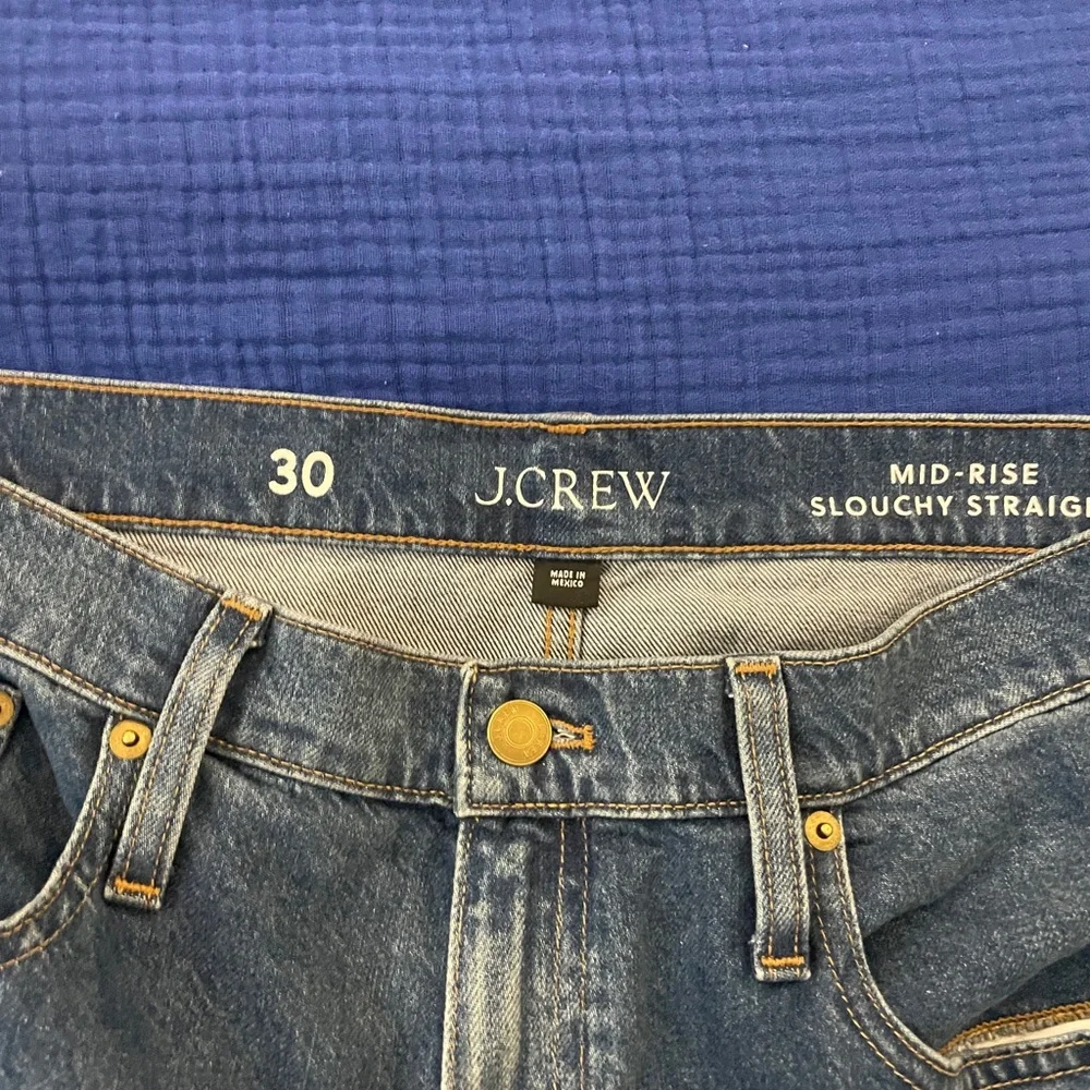 Slouchy-straight jean in Turney wash - Picture 3 of 4